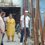कुंभ मेला भूमि पर पूर्व पार्षद का अवैध निर्माण, यूपी सिंचाई विभाग ने मौके पर पहुंचकर बंद कराया निर्माण कार्य